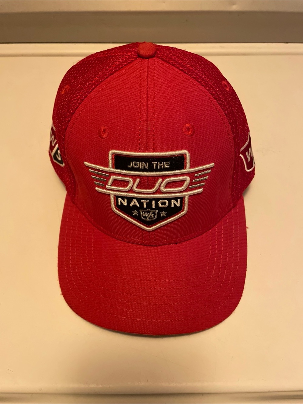 WIlson Hat Cap Strap Back Red White Golf Tour Golfer Golfing Adjustable Mens